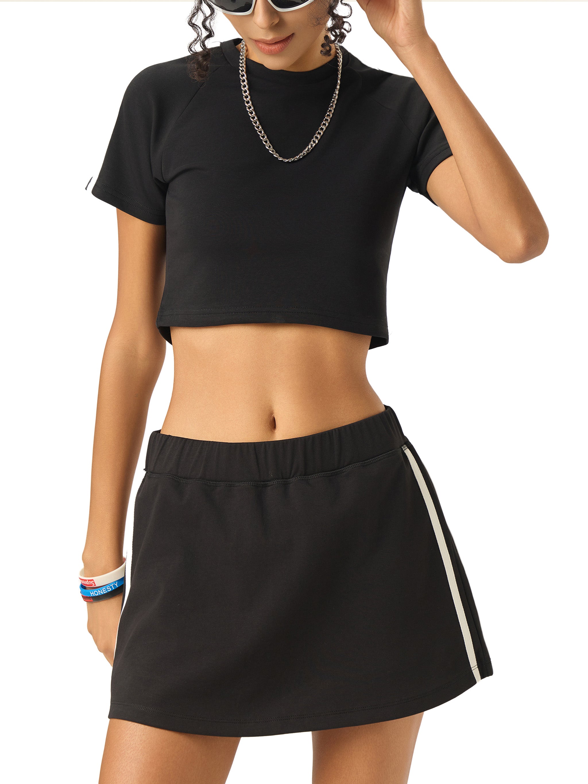VIOR Performance Taped Crop Top
