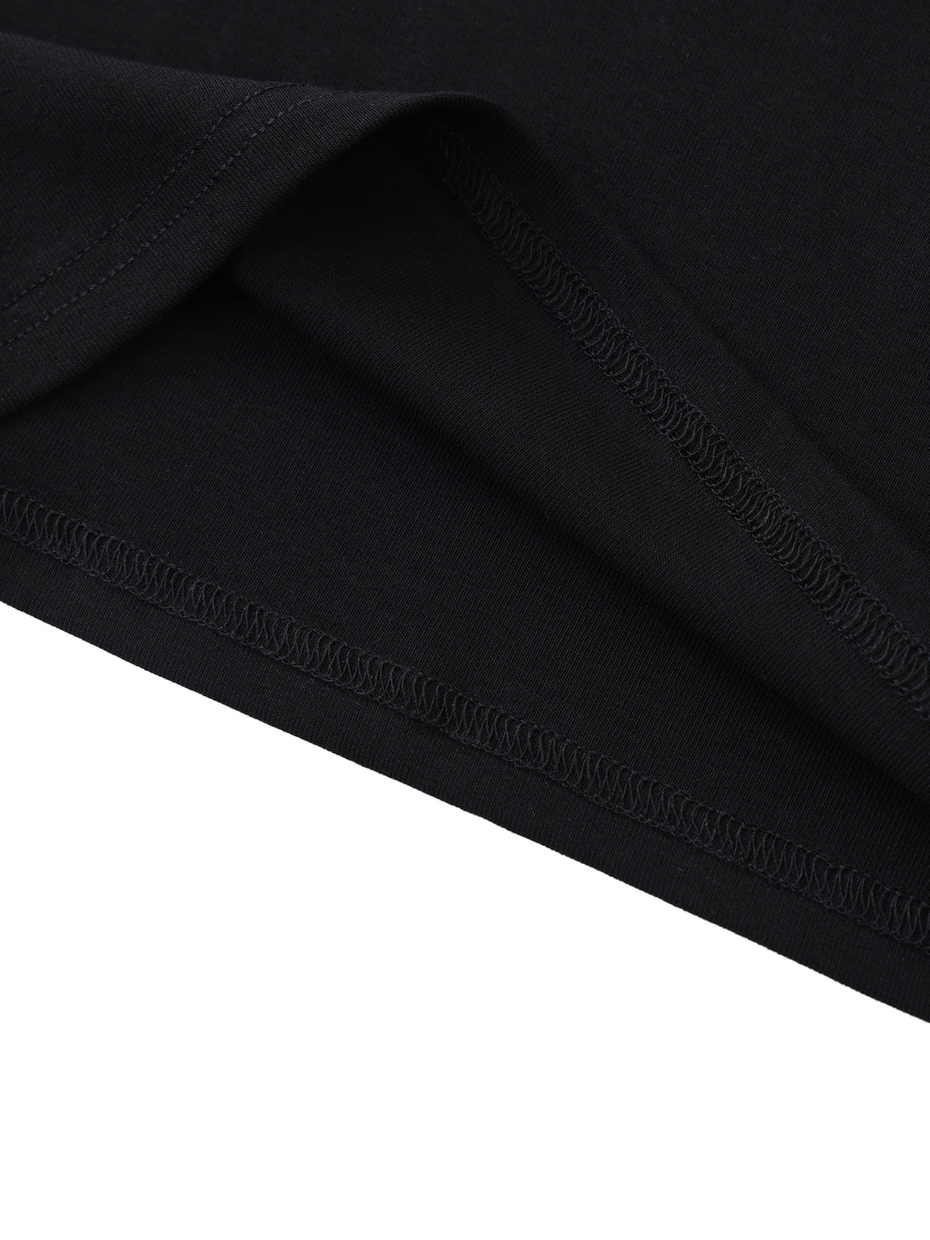 VIOR Essential Black Crop Tee