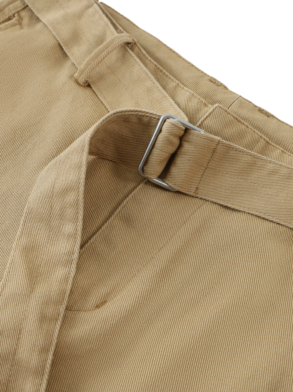 VIOR Belted Barrel-Leg Chino Pants